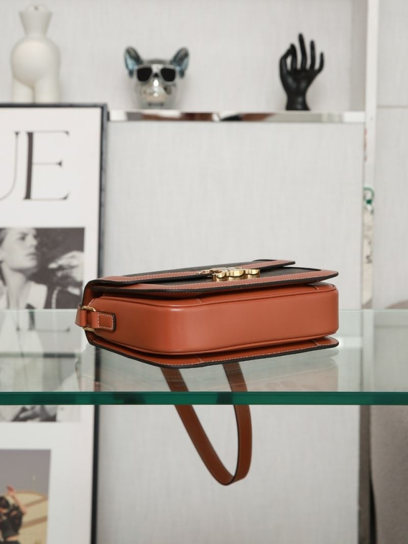 Ce1i*e triomphe bags